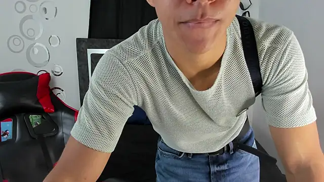 Maximiliano_Khalil live sex cam