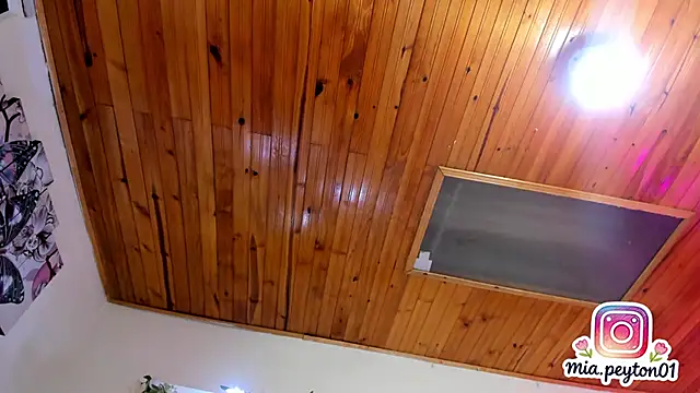 mia_peyton live sex cam