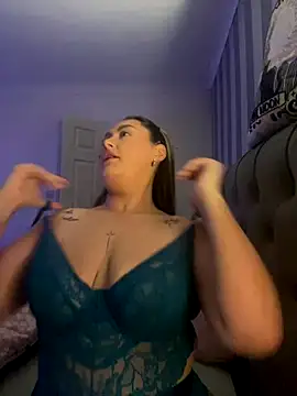 chatterpetal's cam snapshot