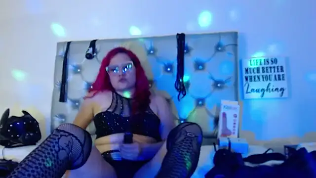 scarlett_redd's cam snapshot