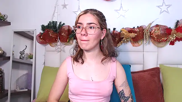 AriLumi's cam snapshot