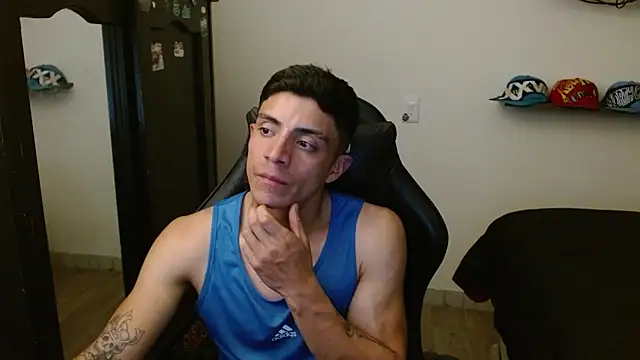 kv___xxx_'s cam snapshot