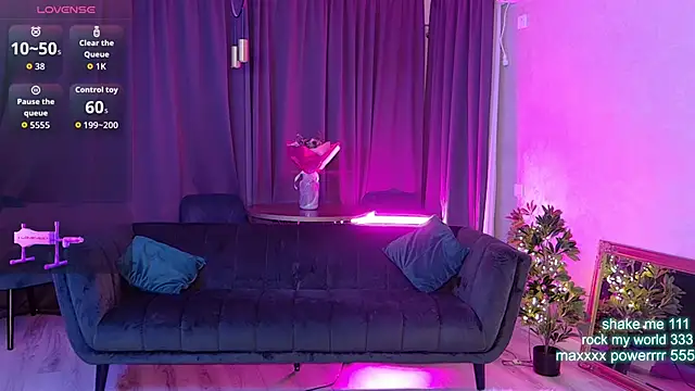 CutiePie69__'s cam snapshot