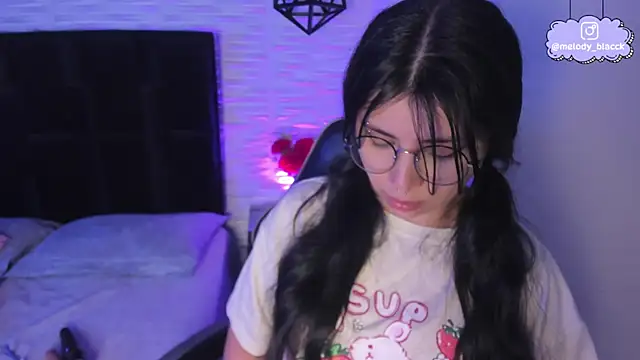 Melody_Black_'s cam snapshot