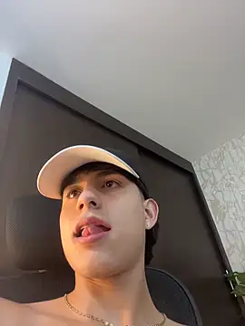 Lander_Cruz live sex cam