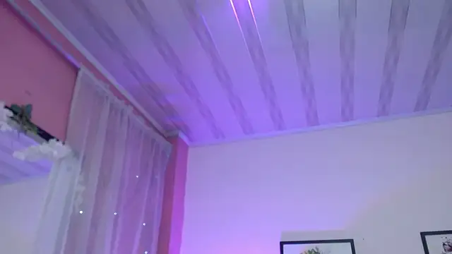 Lulugh_'s cam snapshot