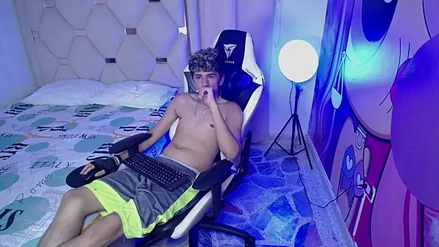 Big_boyss_'s cam snapshot