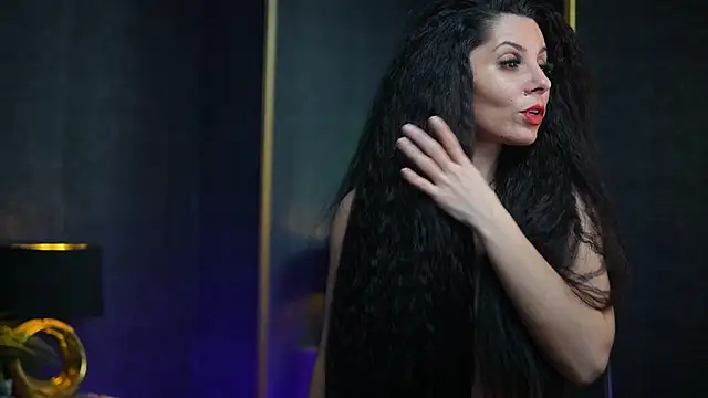 GiaEasyIce's cam snapshot