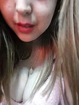 LouNa-Horny- live sex cam