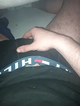 Hornyhrony live sex cam