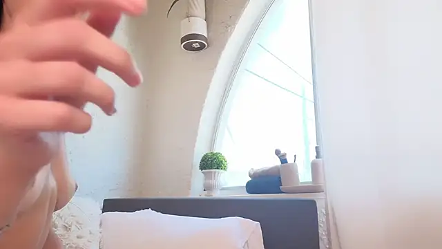 ShyColette live sex cam