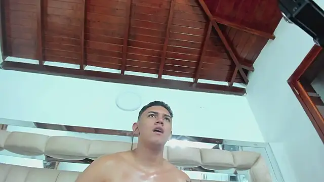 HotVoltage live sex cam