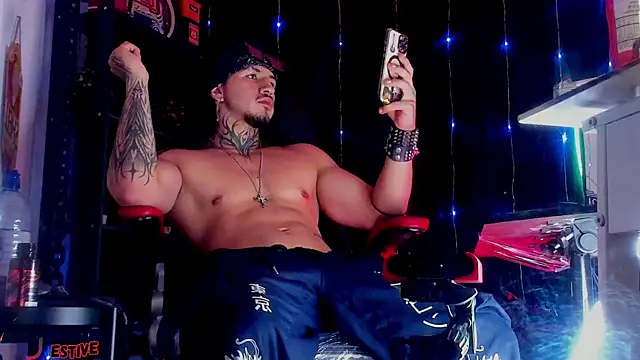 the_beast_master_ live sex cam