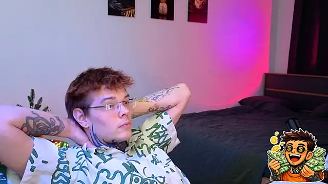 DENIS_HERE's cam snapshot