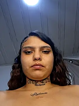 Alis_1327 live sex cam