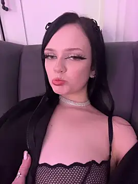 PorcelainAnora's cam snapshot