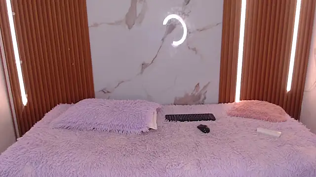 brithanny_03's cam snapshot