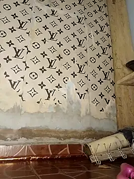 Crazybitchtheanalgoddess4's cam snapshot