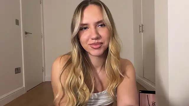 mariareevx's cam snapshot