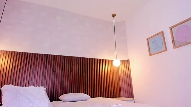 Foxy_Kylie's cam snapshot