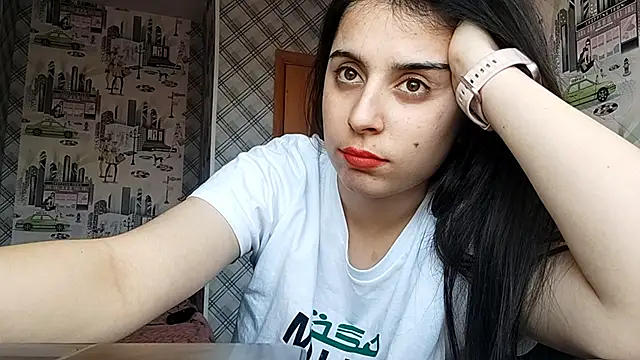 WaltraudPattie's cam snapshot