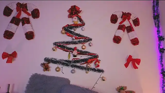 Lolarosesxs's cam snapshot