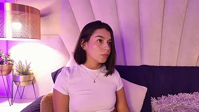 AlyssaRay's cam snapshot