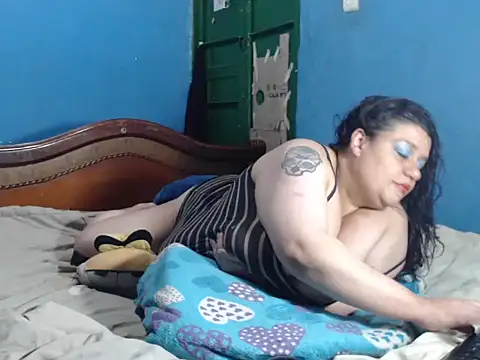 Lauren_baby's cam snapshot