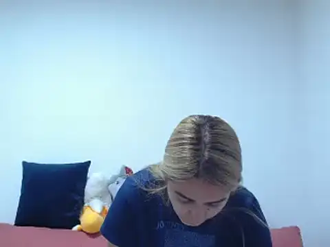 Lunazina's cam snapshot