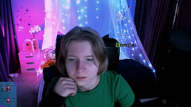 gloria_bubble's cam snapshot