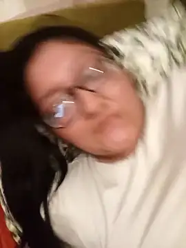 latinaladyg's cam snapshot