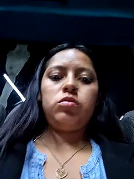 LunaHot_777 live sex cam