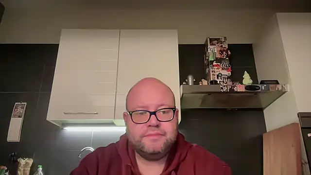 theitalianbear live sex cam