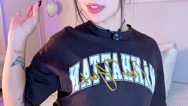 OlayaCooper live sex cam