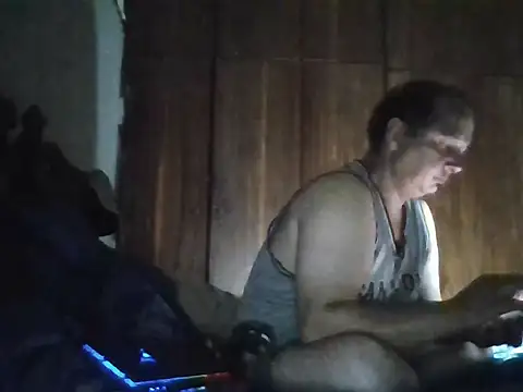 macKnd's cam snapshot