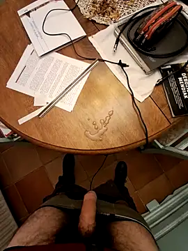 mecumming2 live sex cam