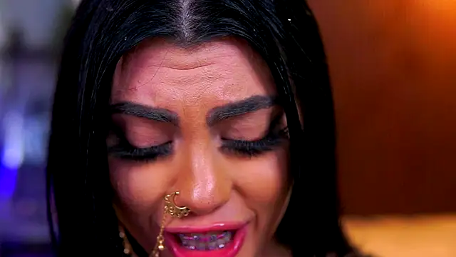 RavennaDArcy's cam snapshot