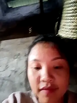 Pretty-haert's cam snapshot