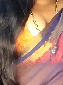 Divyahoty's cam snapshot