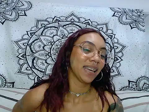 thefirecouplebr's cam snapshot