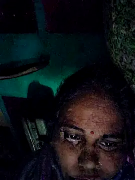 Pooja750's cam snapshot