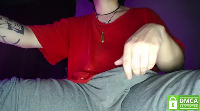 room_hot_x's cam snapshot