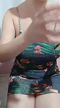 _SexyPetite_'s cam snapshot