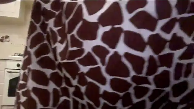 DaisyMolly's cam snapshot