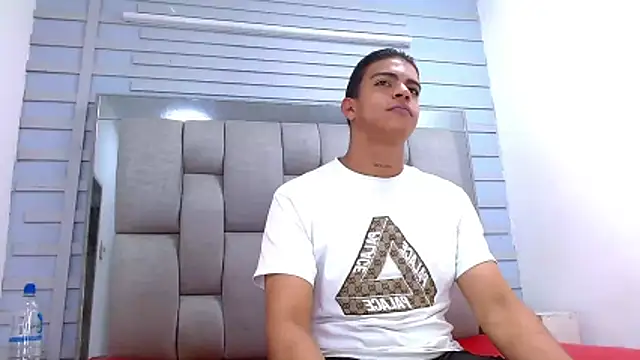 Foxter_'s cam snapshot