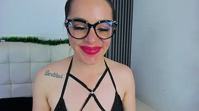 IsisNoir's cam snapshot