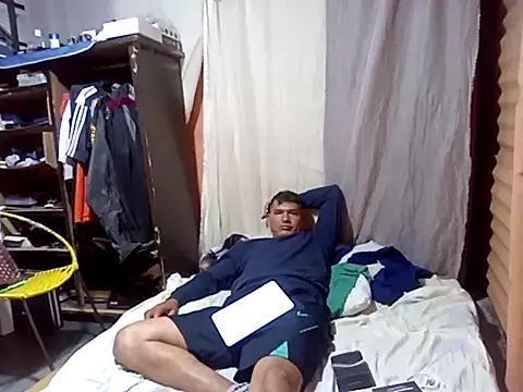 Franklin111230 live sex cam