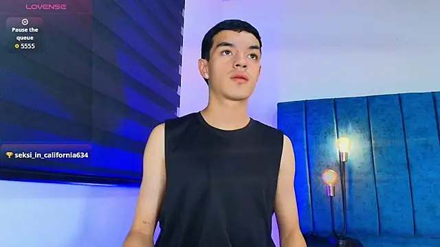 Kris_Storm live sex cam