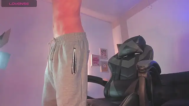 Senpai_Lover live sex cam