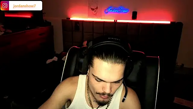 JordanShow live sex cam